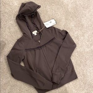Women’s so low hoodie w leggings